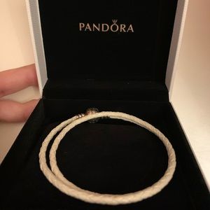 PANDORA Ivory White Leather Double-Layer Bracelet